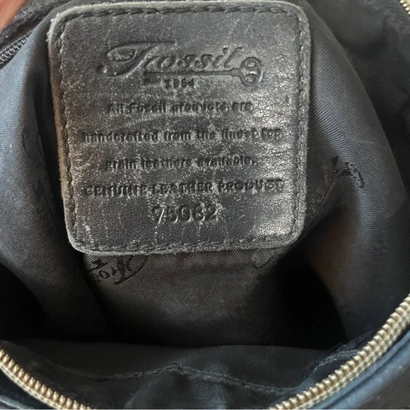 Vintage Fossil 75082 Magnetic Front Flap Pocket Leather Crossbody *broken zipper - Picture 12 of 16